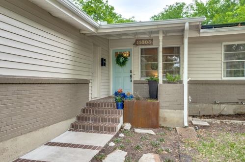11303 Flamingo Ln, Dallas, TX 75218-1904