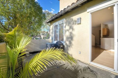 6124 Citracado Cir, Carlsbad CA  92009-2284 exterior