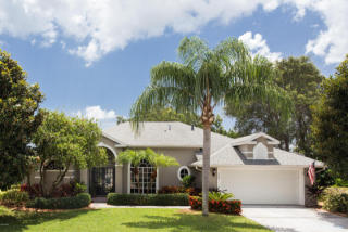 309 Lake Victoria Cir, Melbourne, FL 32940-1871