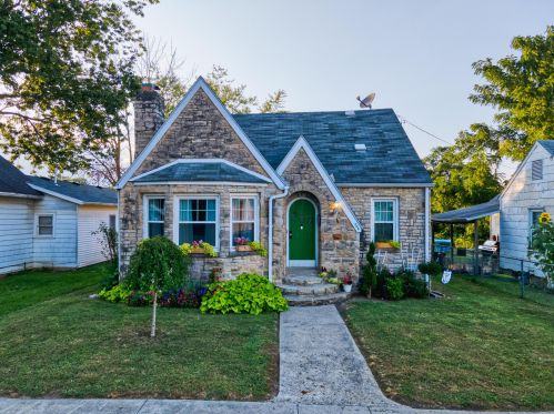 508 3rd St, Washington Ch, OH 43160-2214