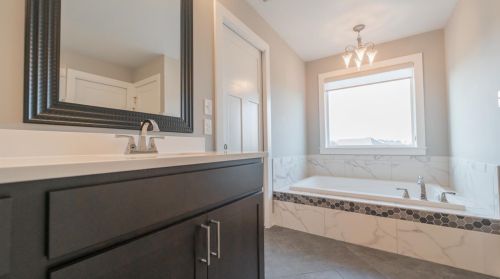 2853 Bonita Dr, Valpo IN  46385-7075 exterior