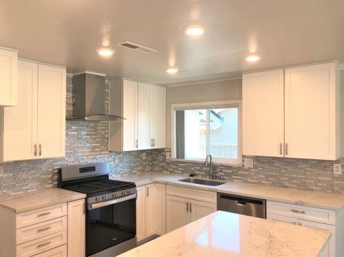 733 Colleen Dr, San Jose CA  95123-4607 exterior