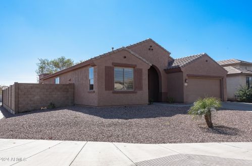 15467 Redfield Rd, Sun City, AZ 85379-8013