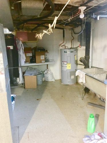 4054 71, Milwaukee WI 53220-2304 exterior