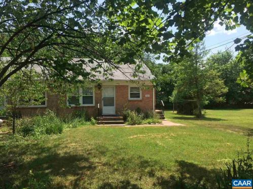 5665 Myrtle St, Crozet VA  22932-3122 exterior