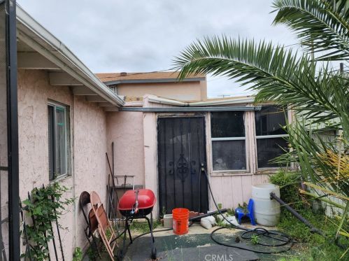 2108 Lime Ave, Long Beach CA  90806-4821 exterior