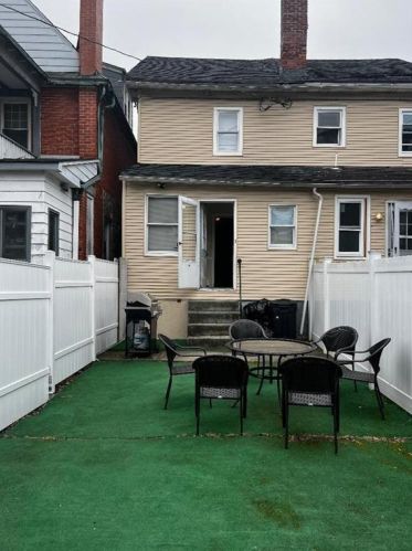 115 Market St, Bangor PA  18013-1914 exterior