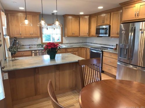 231 George St, Middletown CT 06457-6708 exterior