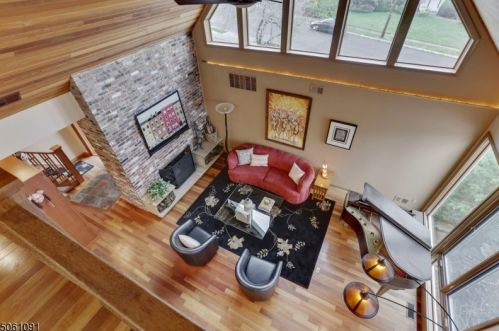 69 Fairway Ave, Verona NJ  07044-1010 exterior