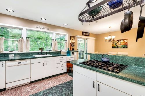 83 Otis Rd, Islip Terrace NY  11752-1907 exterior