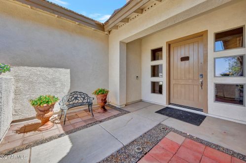 5541 Big Horn Pl, Chandler, AZ 85249-5856