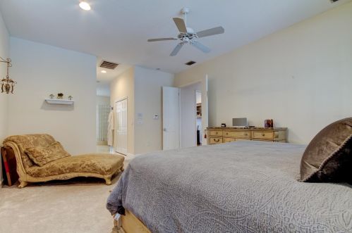 3874 Crescent Cove Pl, Tarpon Springs FL  34688-7708 exterior