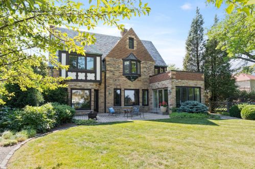 4108 Lk Dr, Milwaukee WI 53211-1719 exterior