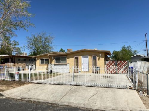 16644 Zenda St, Victorville, CA 92395-3936