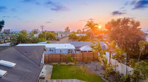 1176 Santa Fe Dr, Encinitas CA  92024-3954 exterior