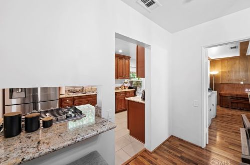 5516 Fulton Ave, Van Nuys CA  91401-5332 exterior