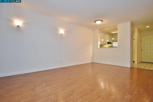 166 Farm Ln, Pacheco CA  94553-4185 exterior