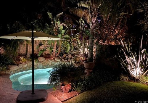 29236 Discovery Ridge Dr, Santa Clarita CA  91390-5761 exterior