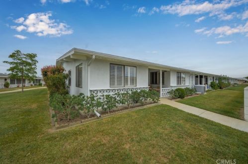13641 Alderwood Ln, Seal Beach, CA 90740-3985