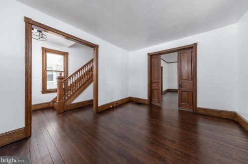 10 Bowen Ave, Pilesgrove NJ  08098-1404 exterior