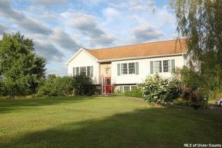 619 Sand Hill Rd, Gardiner, NY 12525-5654