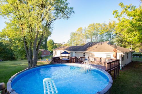 10328 Sunset Dr, Florence KY  41042-3348 exterior