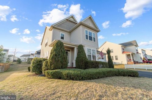 16472 Chattanooga Ln, Woodbridge, VA 22191-4460