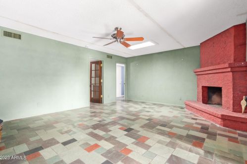 14432 12 St, Phoenix AZ 85022-3137 exterior