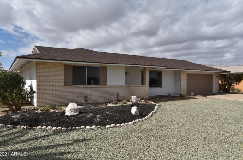 10117 Burns Dr, Sun City, AZ 85351-1232