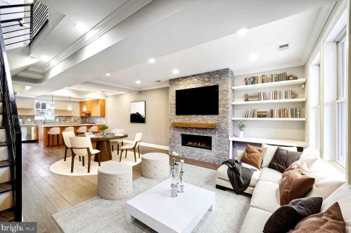 226 S St, Washington DC  20002-1526 exterior