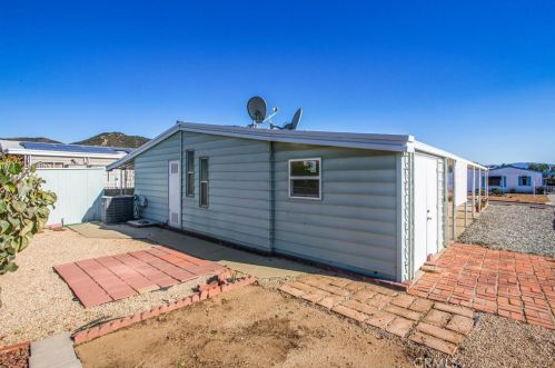 40774 Laredo Trl, Beaumont CA  92223-5486 exterior