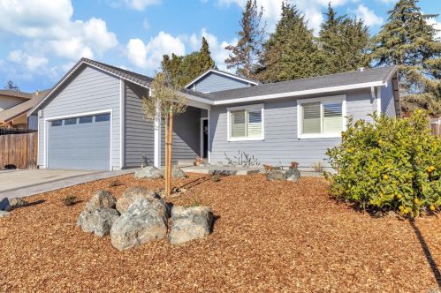 311 Dl Ct, Benicia CA 94510-2133 exterior