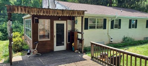 109 Sporting Hill Rd, Navy Sup Dpt PA  17050-2454 exterior