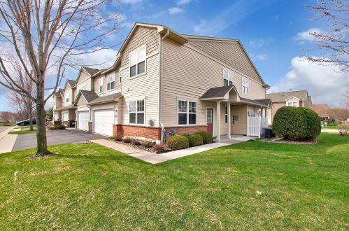 3370 Hazel Trl, Saint Paul, MN 55129-8384