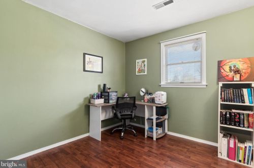 9 Conley Ln, Etters PA  17319-9015 exterior