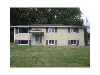 6 Martha Ave, Jeannette, PA 15644-1078