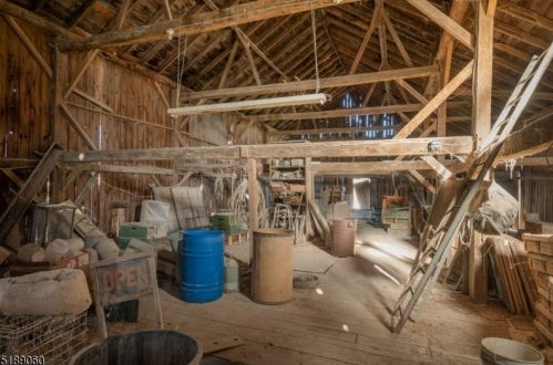 14 Holland Rd, Wantage NJ  07461-2834 exterior