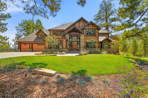 702 State Highway 2, Wrightwood, CA