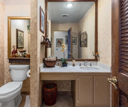 32 Lincoln Pl, Rancho Mirage CA  92270-1970 exterior