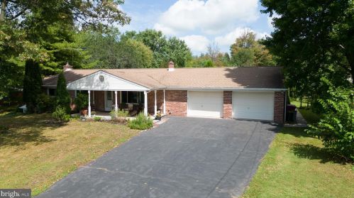 3909 Nancy Ln, Collegeville, PA 19426-3011