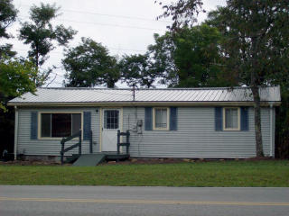 1870 First St, Crossville, TN 38555-4658