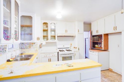 5251 Fostoria St, Bell CA 90201-6231 exterior