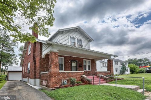 2915 6th St, Harrisburg, PA 17110-2107