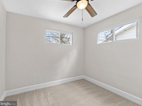 1718 Hewes Ave, Boothwyn PA  19061-3906 exterior