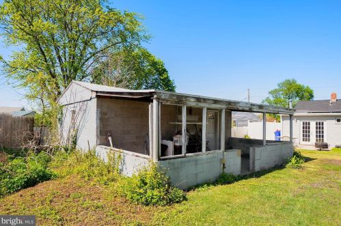 446 Flanders Rd, Gloucester NJ  08031-3020 exterior