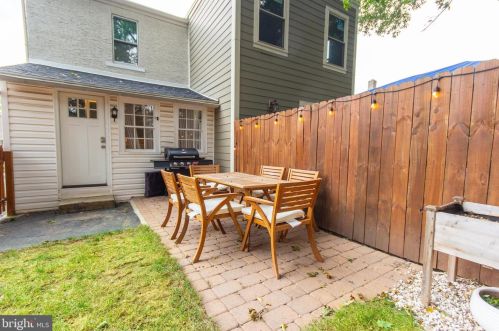 38 Jefferson St, Norristown PA 19405-1515 exterior