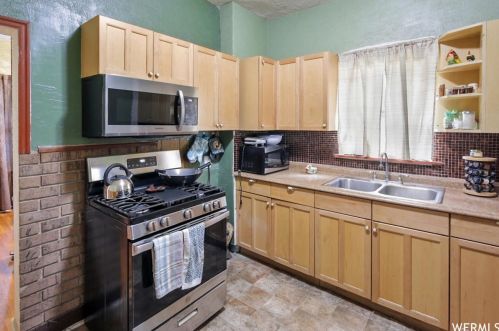 2017 Jackson Ave, Ogden UT 84403-0267 exterior