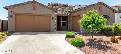8515 Midway Ave, Glendale, AZ 85305