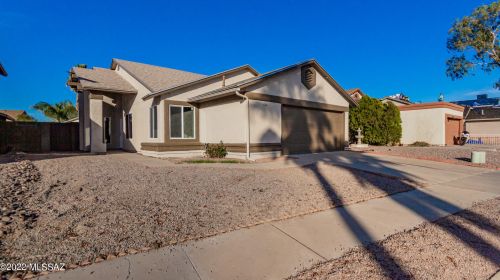 1524 Stockwell Pl, Tucson, AZ 85746-3921