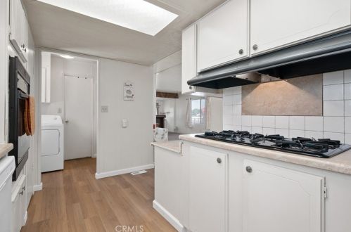 19841 Grand Ave, Lake Elsinore CA  92530-6432 exterior